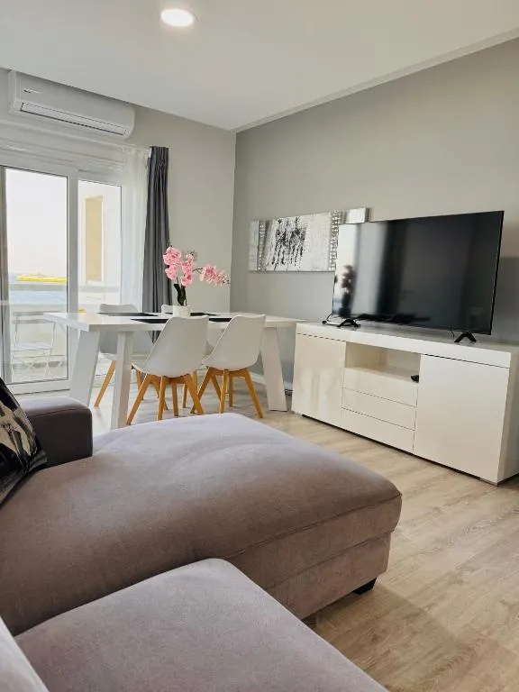 Image of Sea view 3 bedrooms apartment