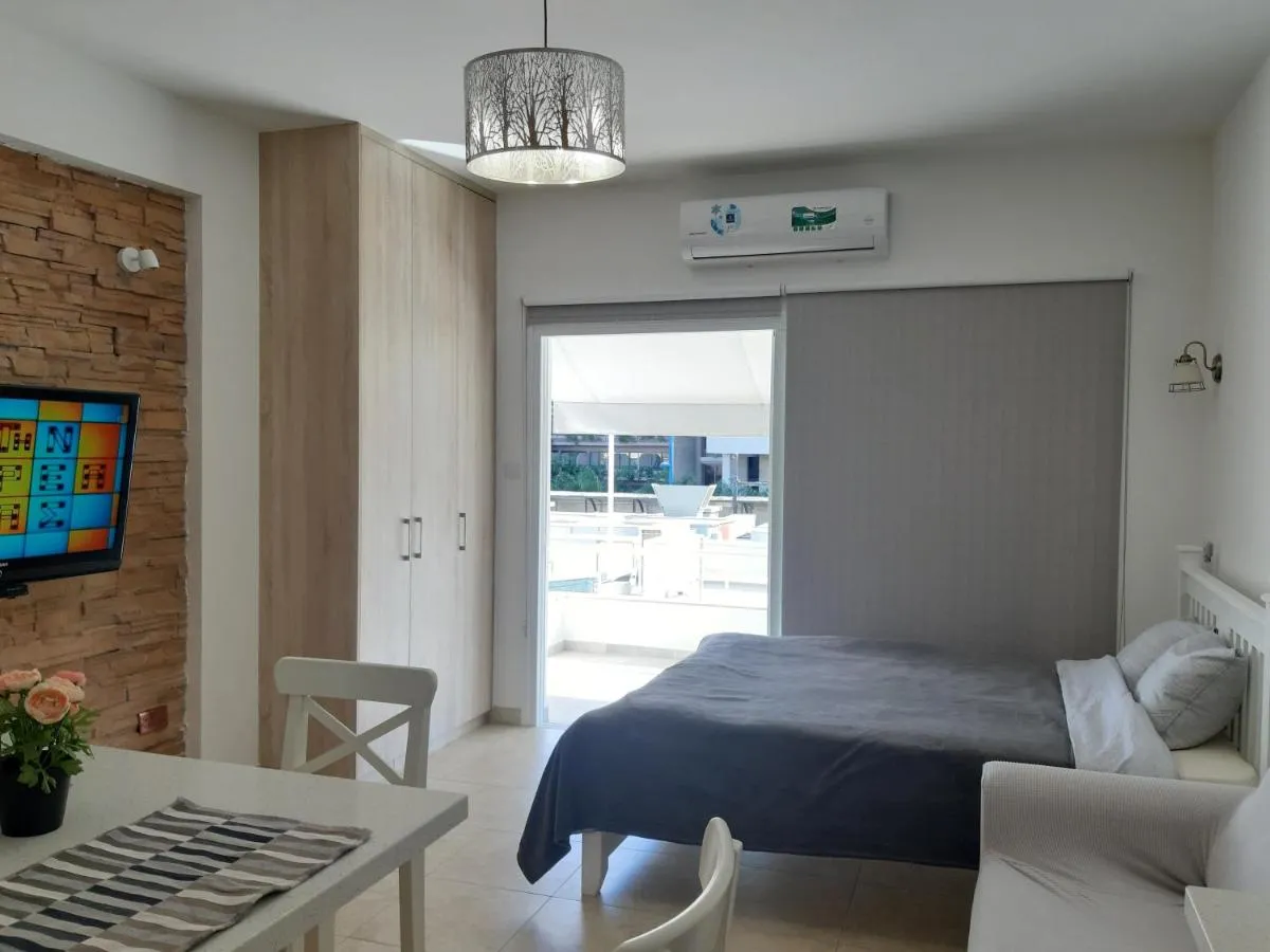 Image 3 of Sun sea B102 apartment by the beach
