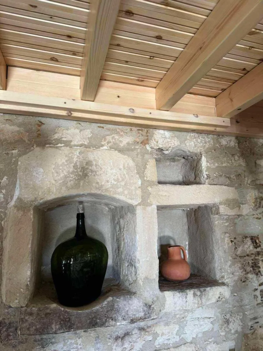 Image 6 of Το Παλατι