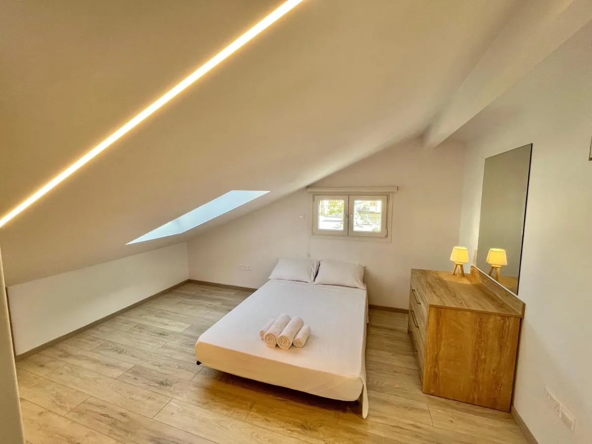 Image 6 of Trendy Loft Apartment