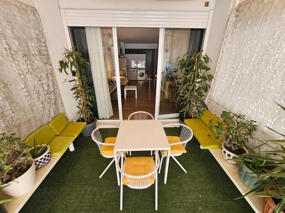 Image 2 of Unique Sea & City Lifestyle Studio