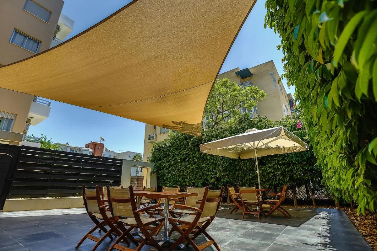 Image 5 of Vega Apartments